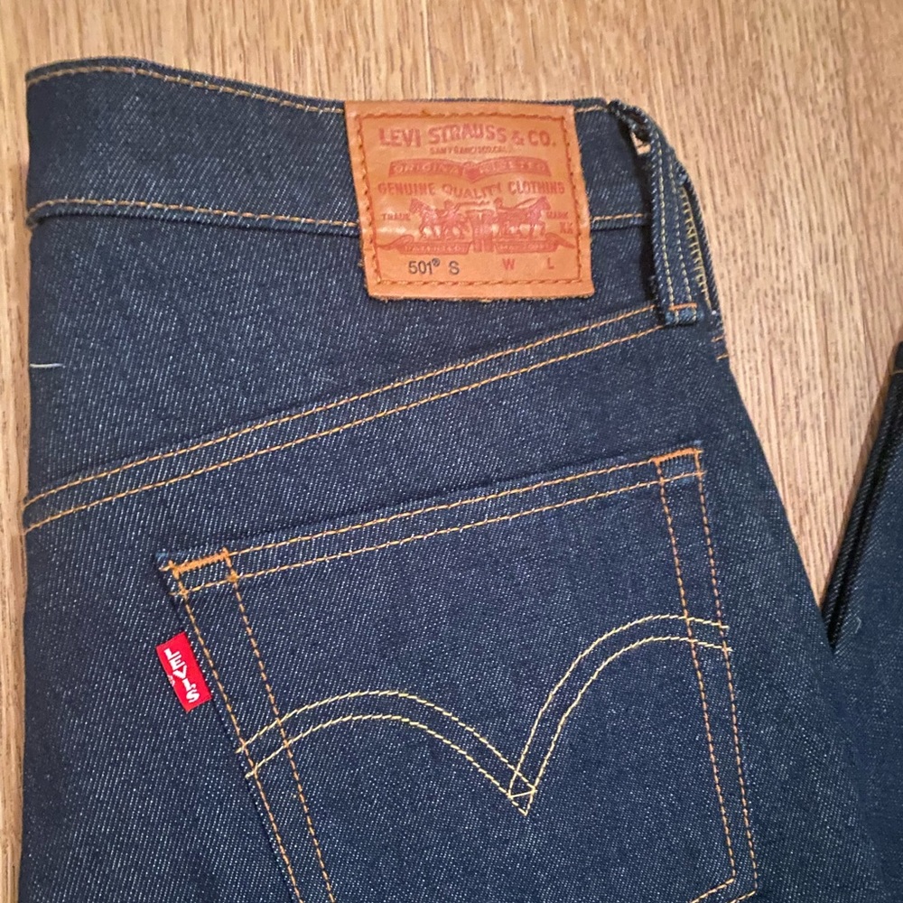 Levis Women’s 501 Original Fit Size 30